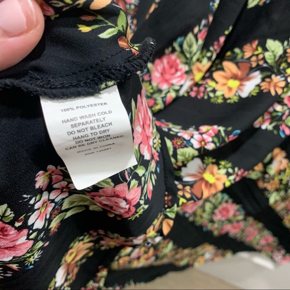 Unique Vintage Floral Dress - Picture 7 of 9